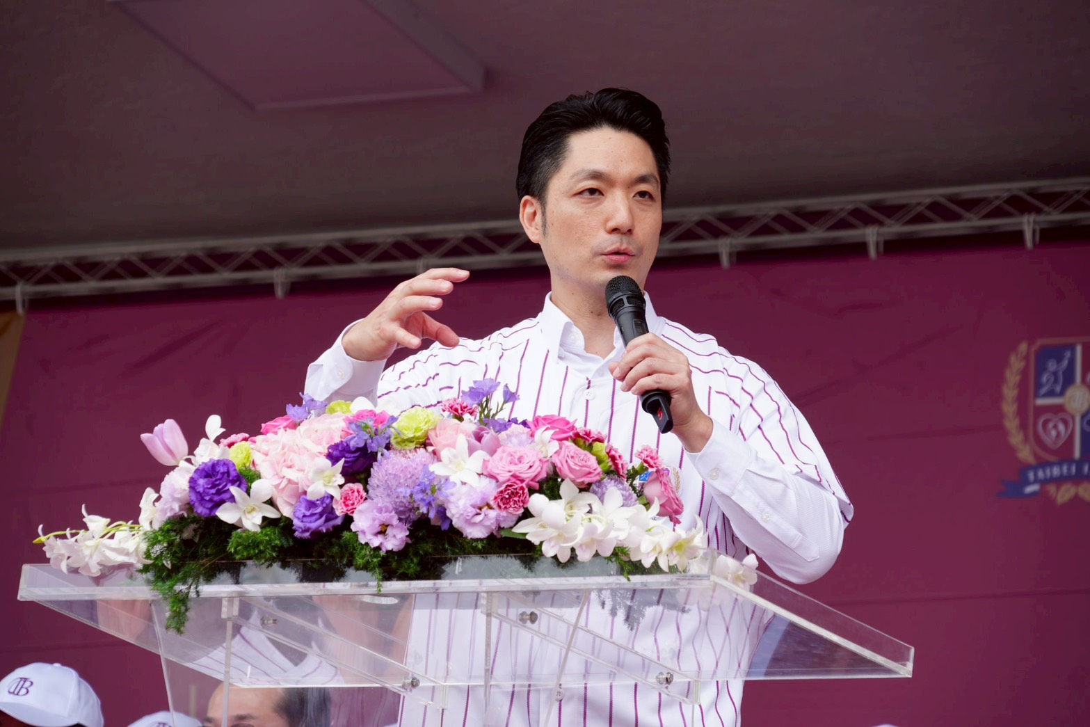 曹興誠嗆蔣萬安不敢辯論　柳采葳酸「黑熊豬隊友」 3