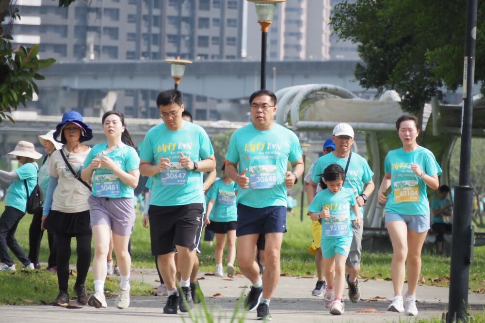 攜手瑞信兒童醫療基金會辦公益路跑　彭啟明：淨零綠生活教育具體實踐 15