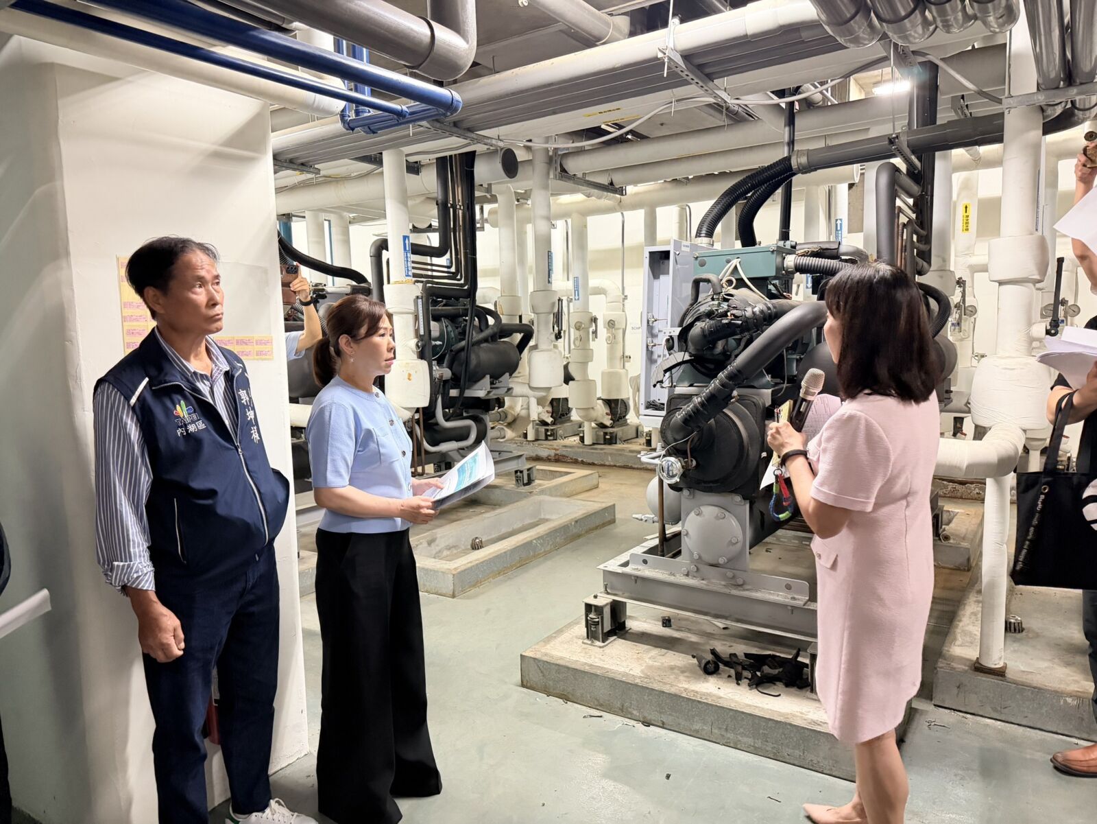 成功爭取經費守護港湖學子安全　李彥秀、葛如鈞考察4校老舊建物 7