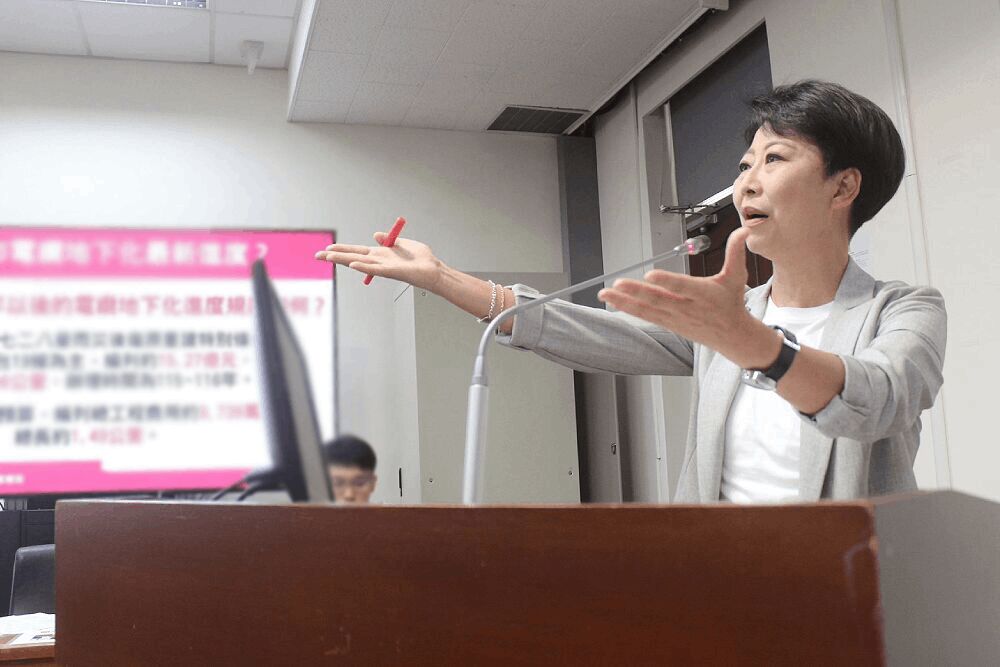 照片來源：陳亭妃國會辦公室