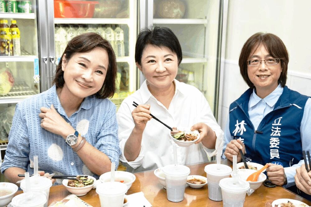 照片來源：柯志恩競選辦公室