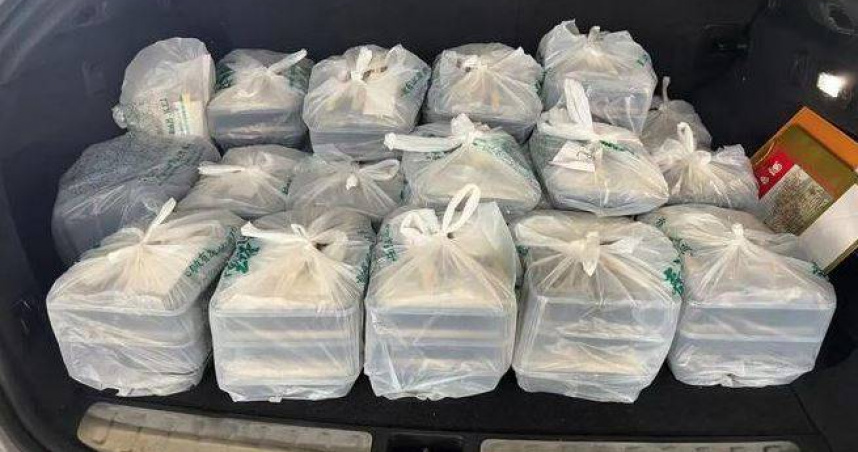 澳門男從內地偷運「51公斤便當」入境被逮　網敲碗店名：這麼香？