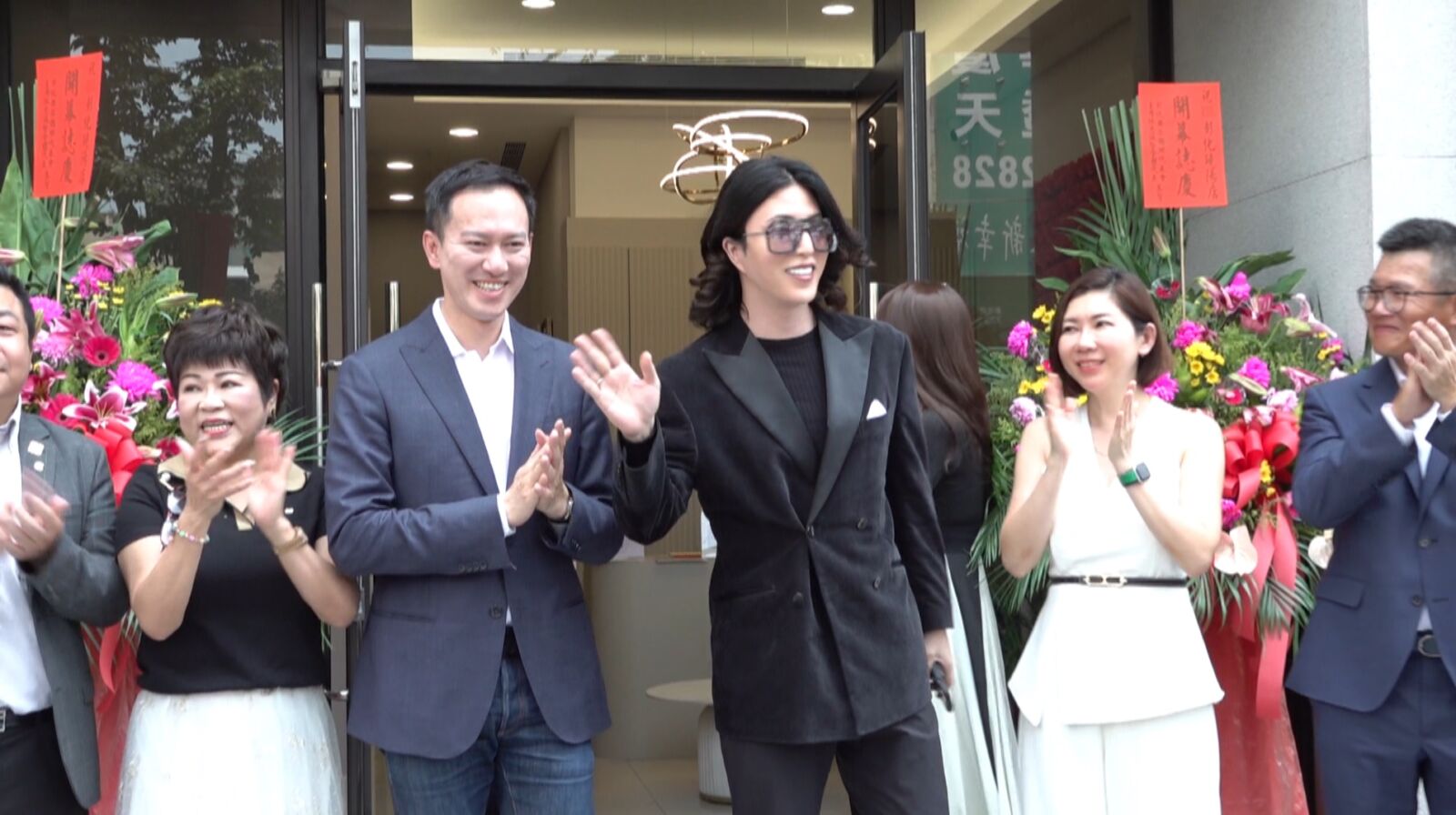 羅蘭現身彰化引轟動 跨國合作以百店為目標
