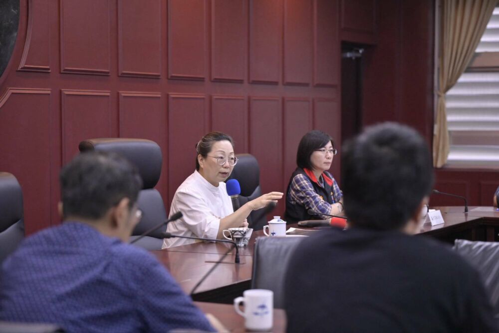 花蓮宣布調高敬師禮金至2千　徐榛蔚：善待老師就是厚實孩子的翅膀