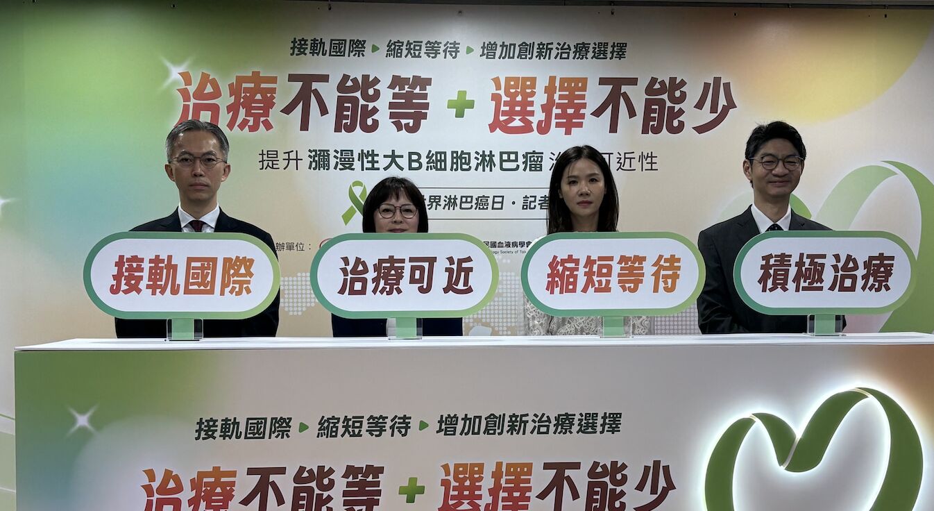 轉頭都困難！   45歲女「頸部腫塊長到10公分」淋巴瘤進展快速