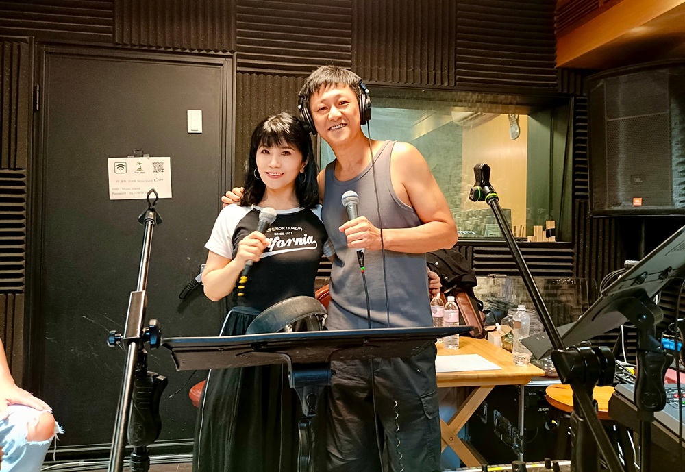 華語樂壇情歌對唱CP夢幻合體　高明駿找回35年前螢幕情人陳艾湄