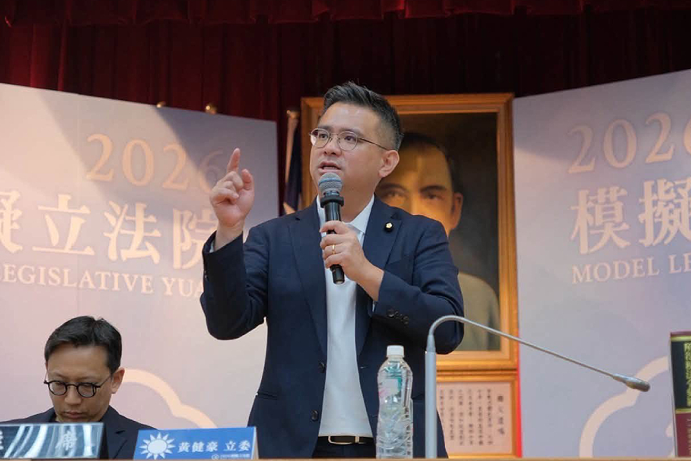 黃健豪爭取劃設「單車區」並訂定統一識別　台鐵允諾將設優先區