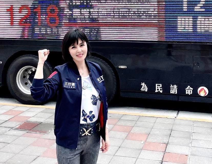 王欣儀轟簡舒培翻車後拉不下臉　胡鬧監督市政令人遺憾