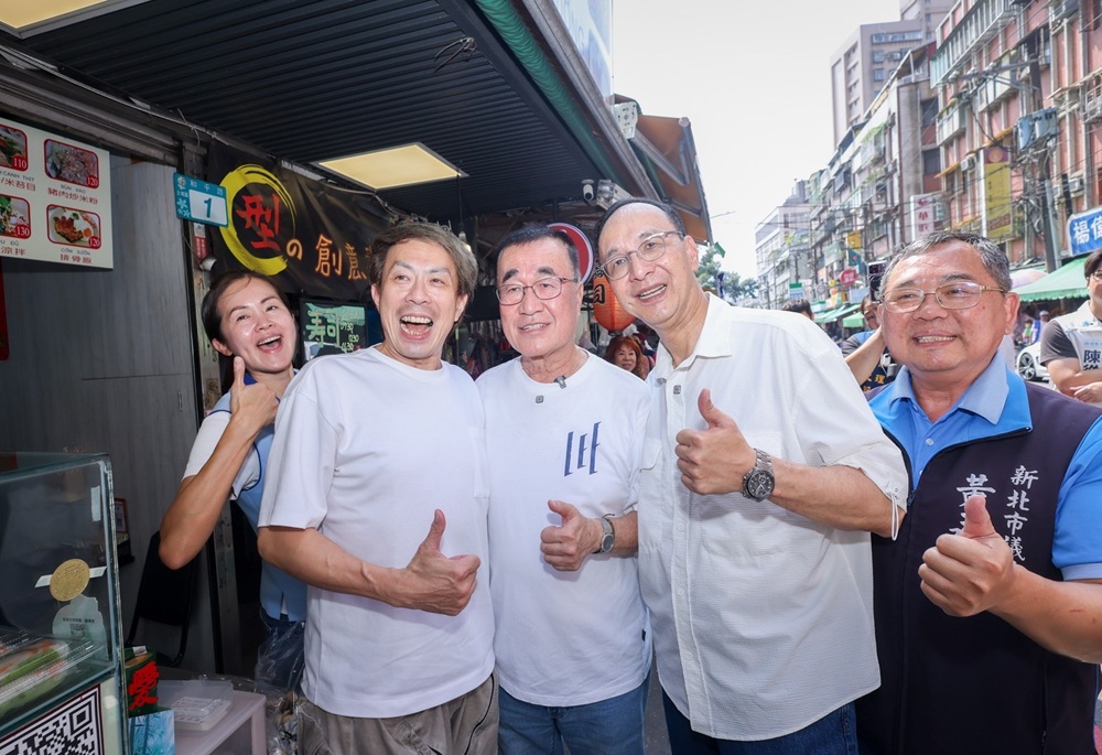朱立倫力挺李四川 點名新北大巨蛋要靠他接棒 8 248261001a09