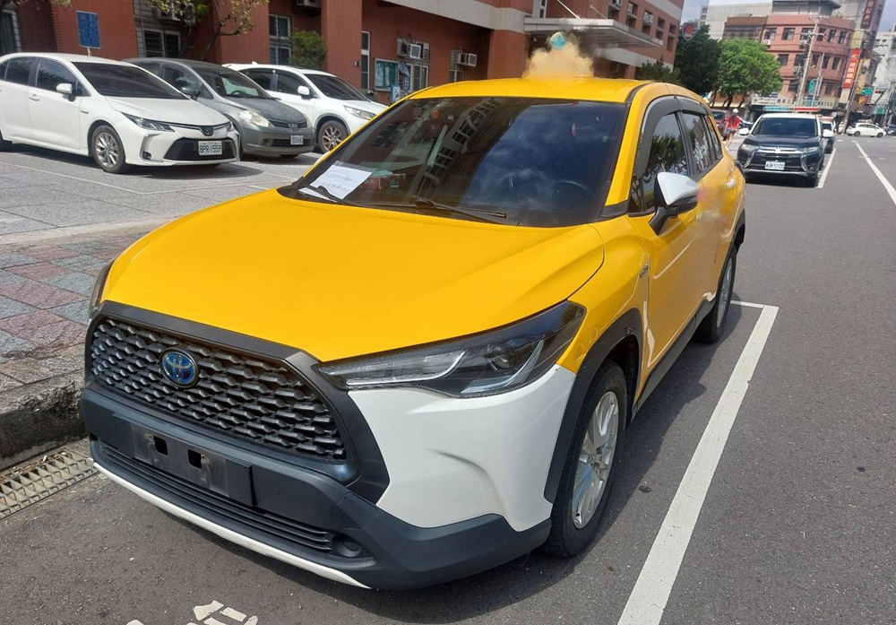 計程車竟懸掛註銷車牌　30歲男還是無照司機辯未營業
