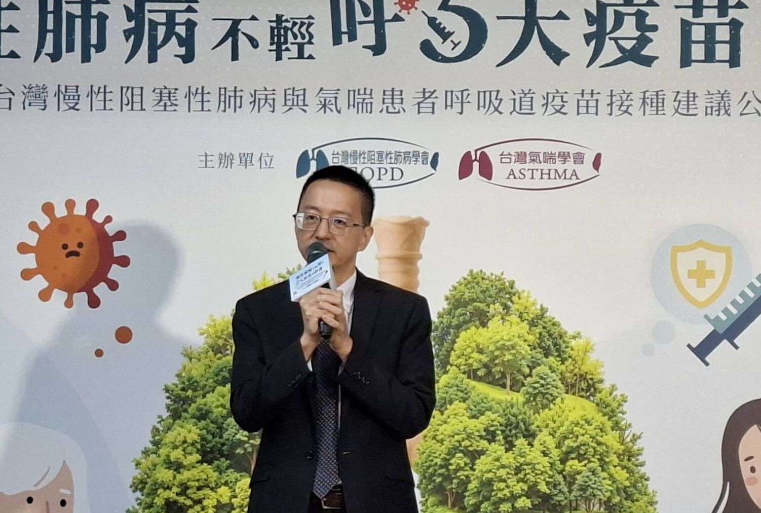 沈伯洋「社區發毒品」究竟指啥？   羅一鈞：本人再釐清、沒法替他講什麼