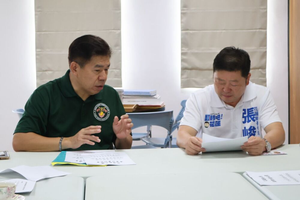 張峻接待「鷹爸」徐柏岳　交流無人機AI構想拚青年留鄉