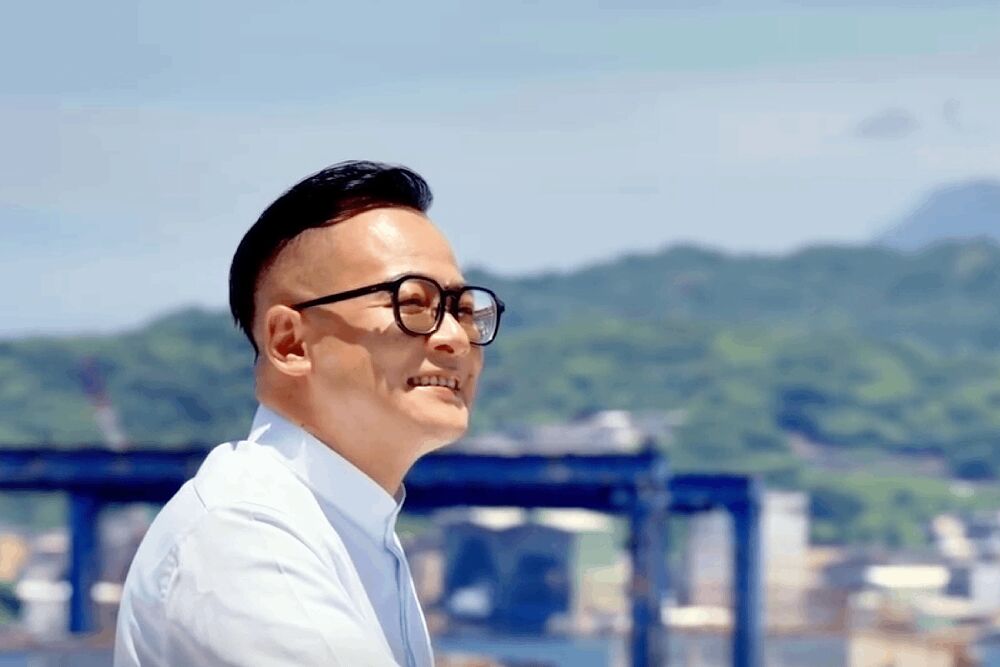 童子瑋推競選主題曲《基隆微笑》　盼孩子驕傲說「我來自基隆」