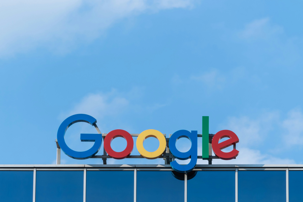 【光影者MZ專欄】Google為什麼要買員工電郵？從千萬美元交易，看懂AI的新競爭