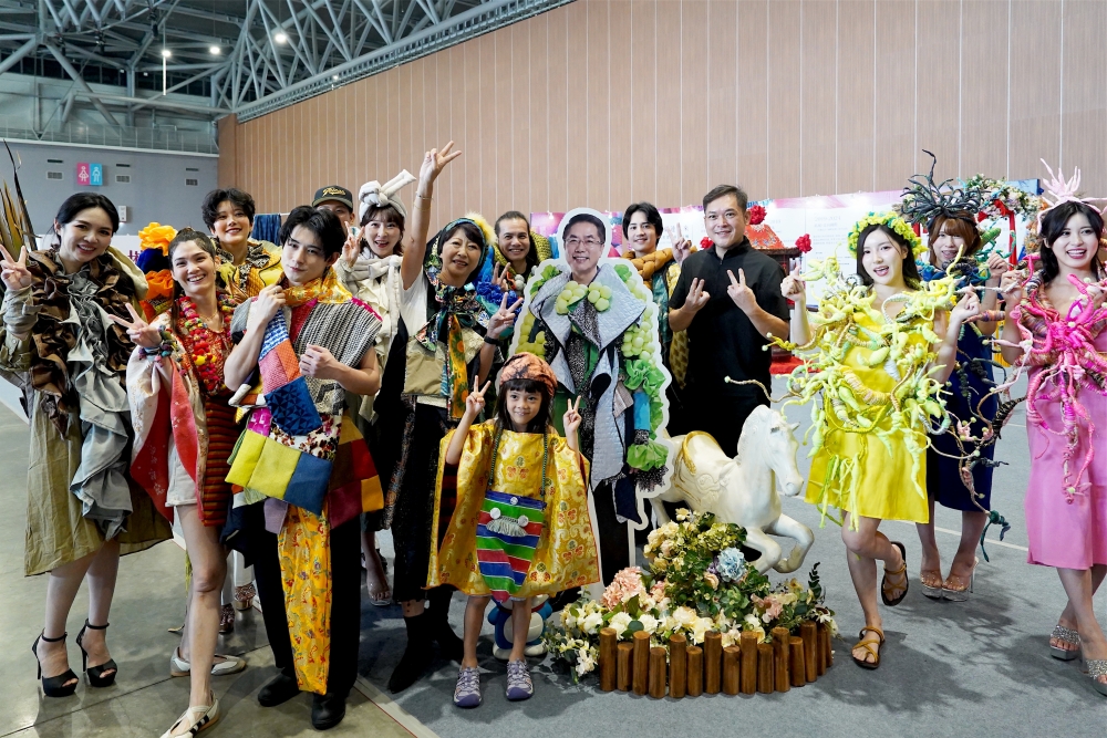 南珉貞、張正偉跨界走秀！2026台南國際時尚產業展　台日韓星光演繹永續時尚 13