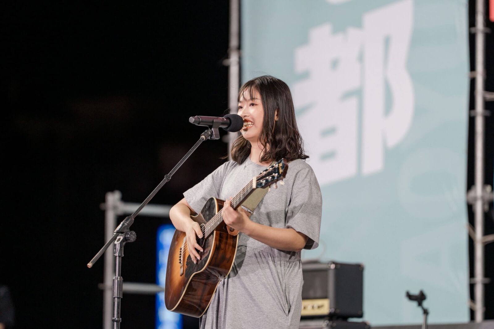 從Threads留言變助選歌曲！23歲林佳美自發應援　黃世杰感動致謝