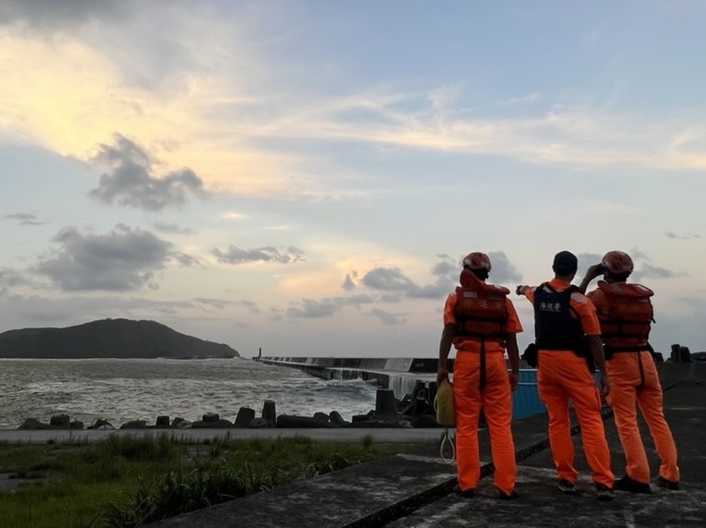 盼維護第一線海巡員執法威信　管碧玲呼籲地方政府落實觀浪裁罰