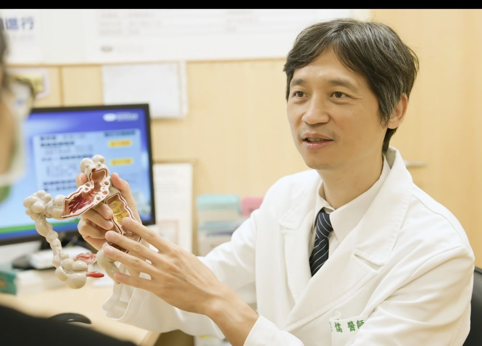 他無症狀篩出大腸癌! 醫提醒「一類人」別等有症狀才檢查 6 他無症狀篩出大腸癌! 醫提醒「一類人」別等有症狀才檢查 5