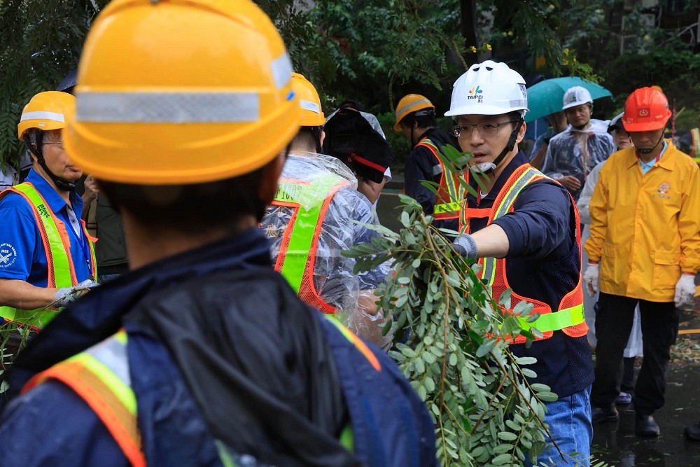 遭綠營群嘲清潔隊員表自責　蔣萬安「市民安全優先」：不在意外界扭曲