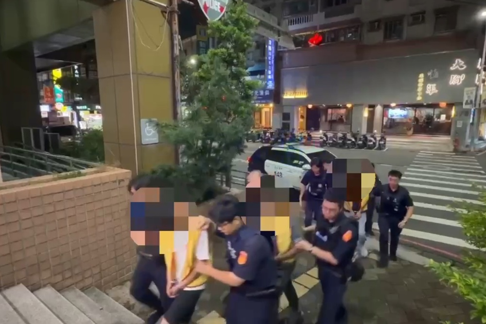 疑毒品惹禍　被懷疑是告密者21歲男慘被4人圍毆送醫