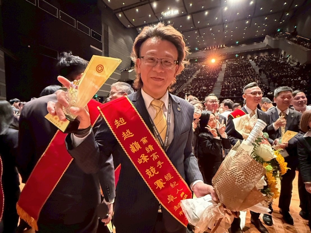 創業後再次回鍋房仲　月休10天超有感　永慶房屋林裕傑：終於有時間陪家人 15