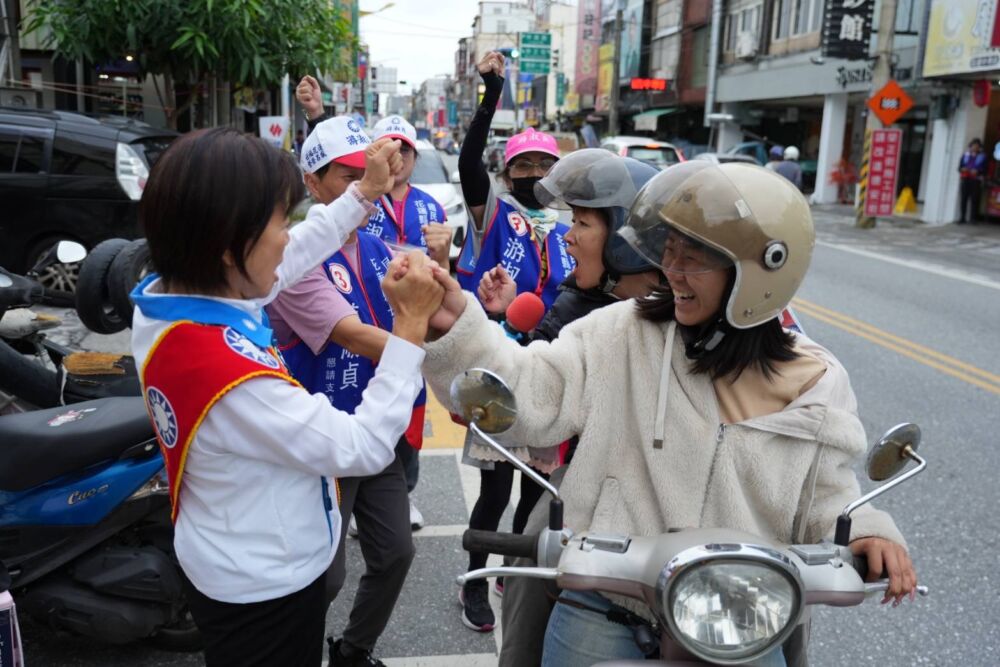 游淑貞花蓮市連日掃街　聚焦青年創業、打造安老網絡