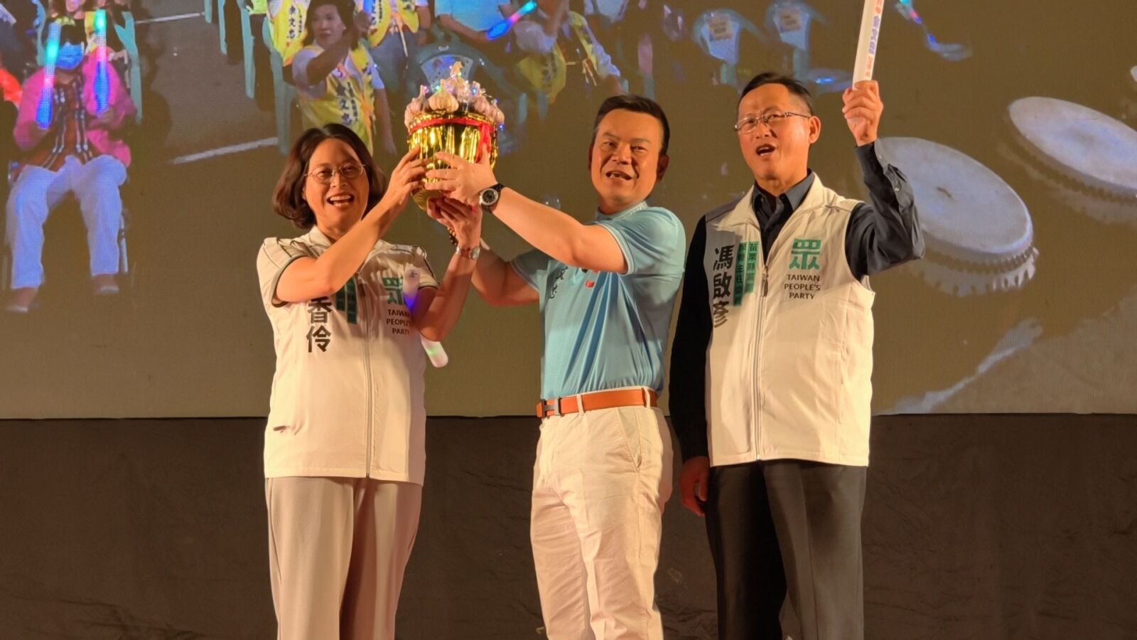 余文忠競總成立百工百業相挺　近5千鄉親齊喊「市長選3號萬事OK」 17