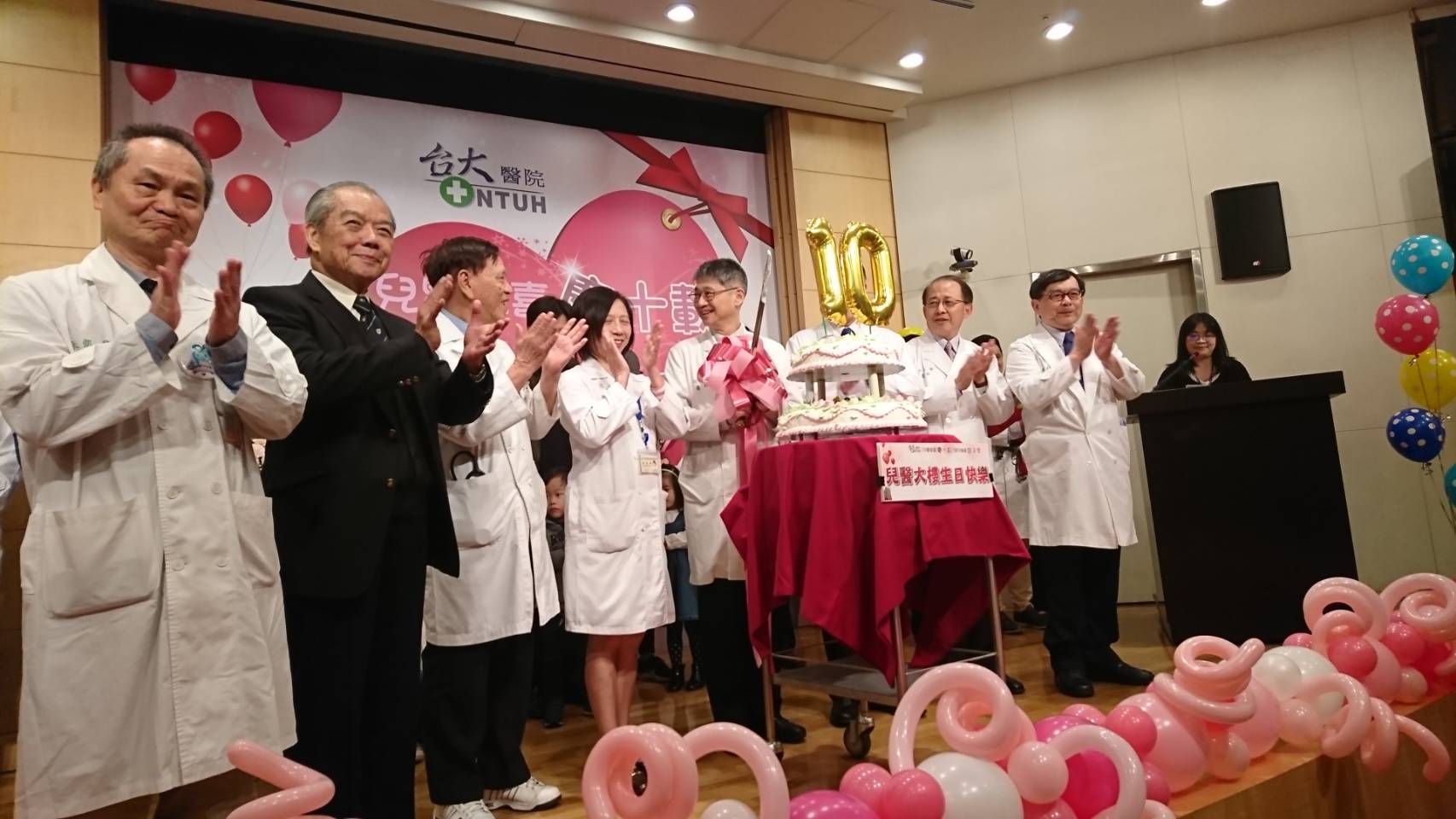 十年了！專收別人不敢醫、不會醫的罕病童 台灣最強兒醫在這