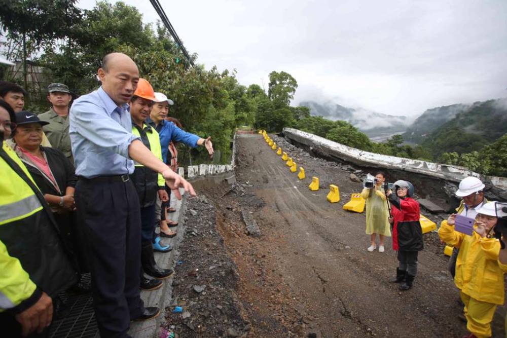 質疑台南治水成效！韓國瑜稱「竟拜託高雄市長解決」 網友：打臉打到手痠 43