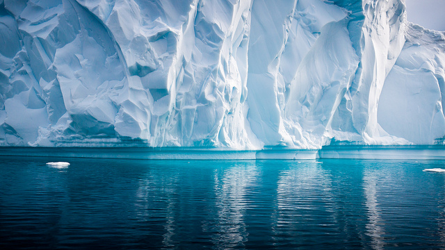 冰川崩塌止不住 科學家竟打算在冰蓋下方建「海底巨牆」