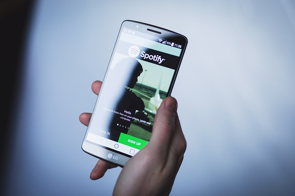 開展語音電商產業鏈！Spotify聯手NARS推出智慧音箱語音互動服務