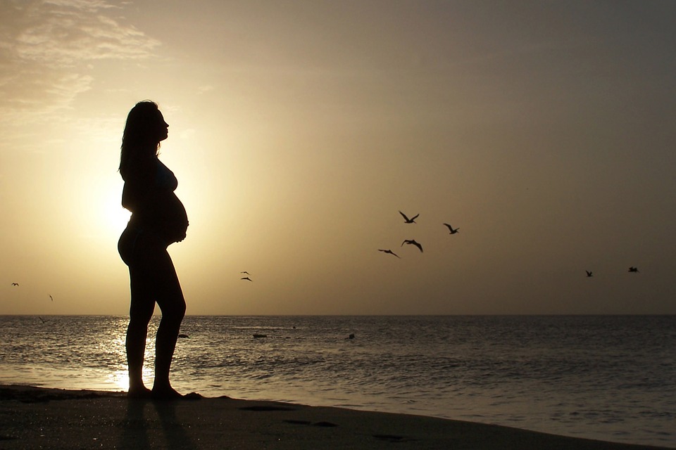 孕婦日本旅遊意外跌倒 長庚醫成功搶救早產兒