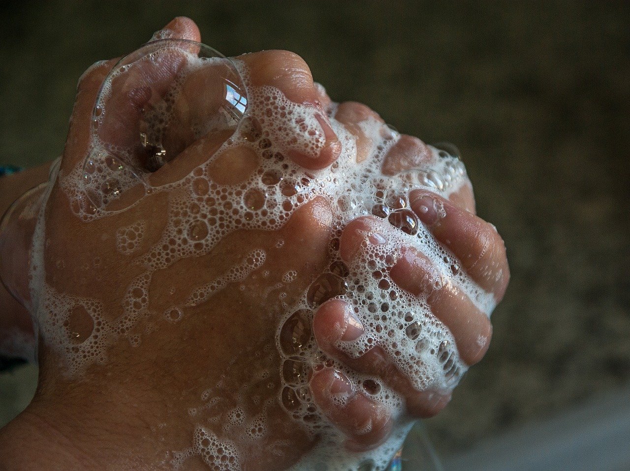 比搶口罩重要！  日常6大洗手時機助洗掉病菌、病毒甚至不孕風險
