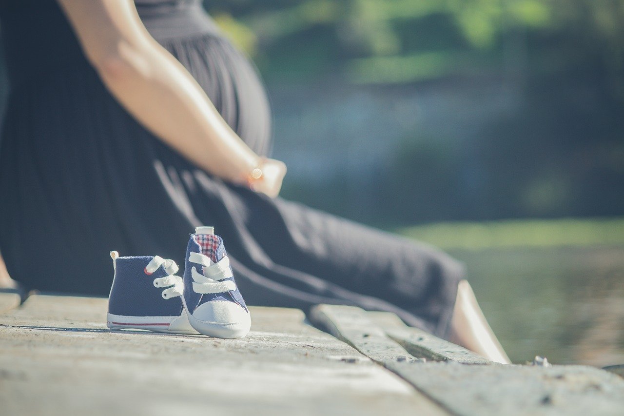 台美韓跨國研究！懷孕月份碰上這4個月  寶寶罹憂鬱或高血壓風險增