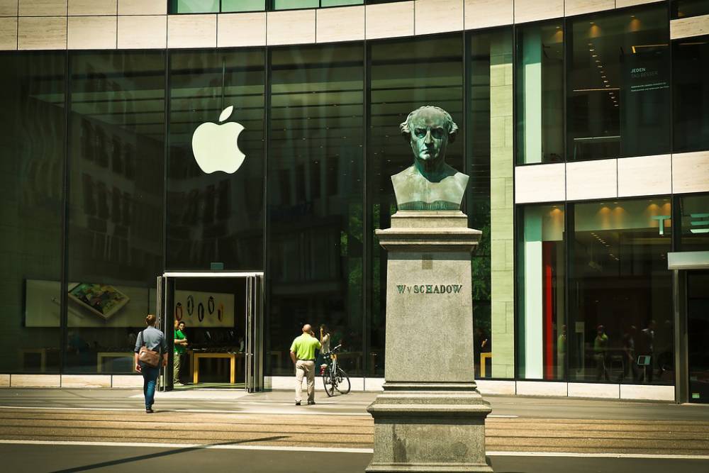 Apple Store再拓店 這次直接開進華盛頓「卡內基圖書館」