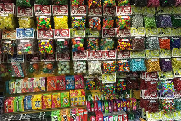 打擊兒童肥胖問題！英國政府擬禁收銀台前銷售糖果